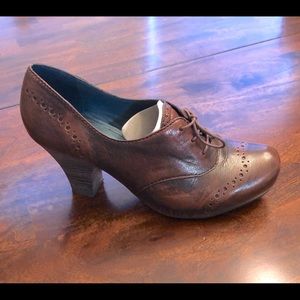 Brown low heeled lace up booties